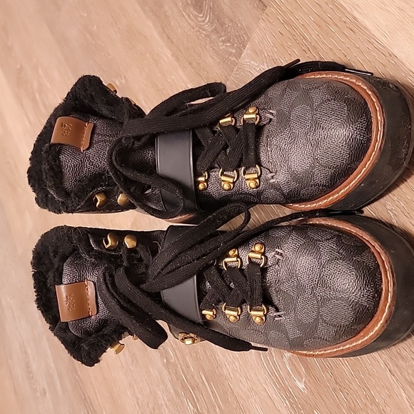Coach City Hiker Boots 7.5 - Picture 1 of 4